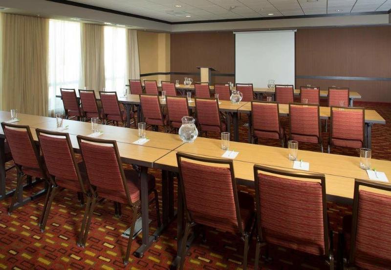Courtyard By Marriott Dallas Midlothian At Midlothian Conference Center Екстер'єр фото
