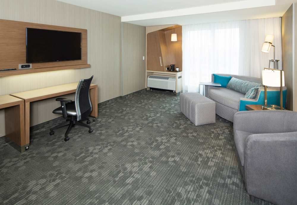 Courtyard By Marriott Dallas Midlothian At Midlothian Conference Center Екстер'єр фото