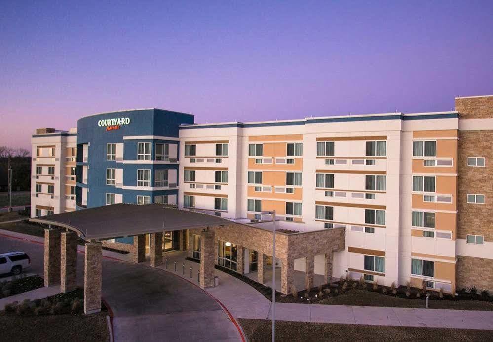 Courtyard By Marriott Dallas Midlothian At Midlothian Conference Center Екстер'єр фото