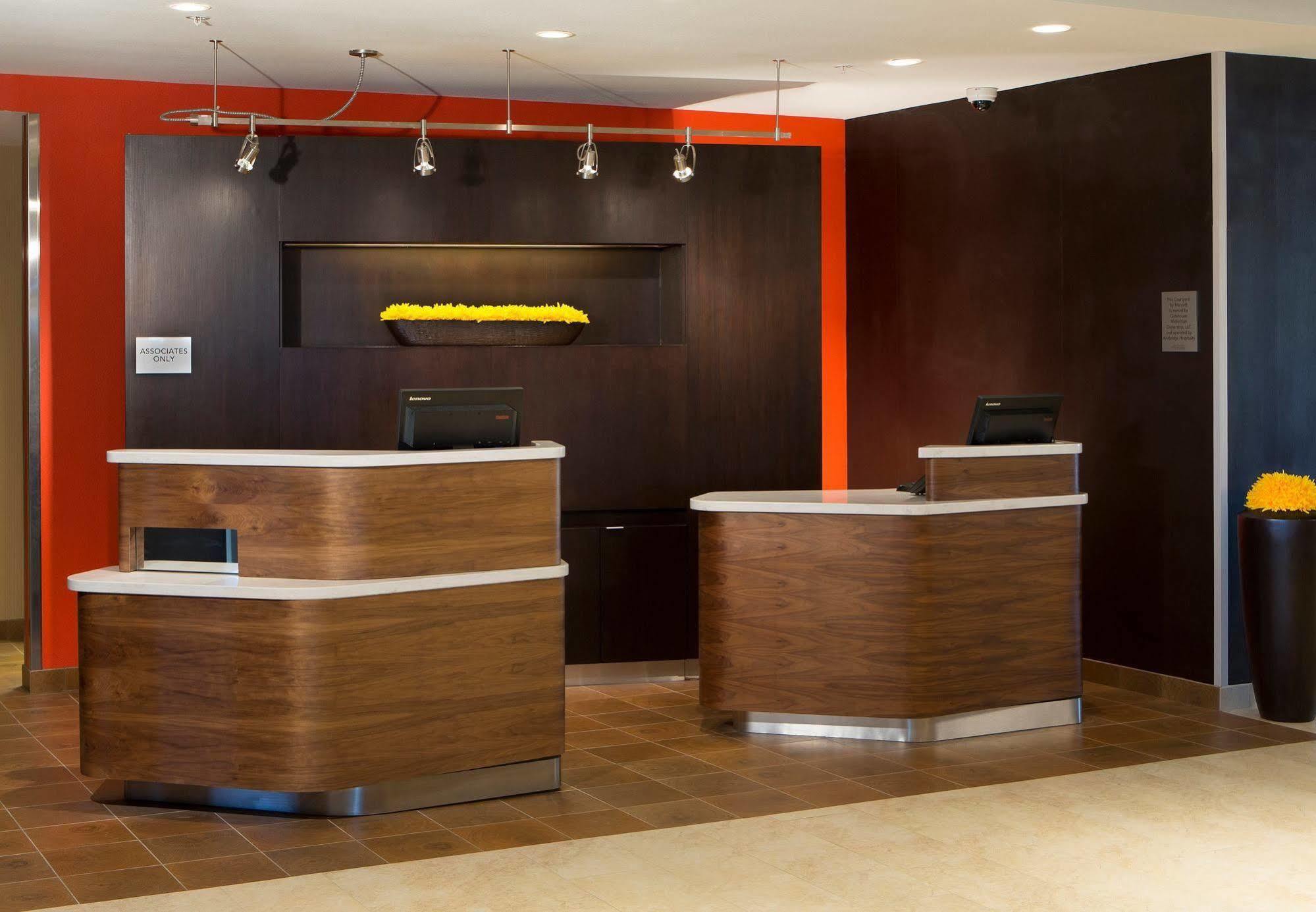 Courtyard By Marriott Dallas Midlothian At Midlothian Conference Center Екстер'єр фото