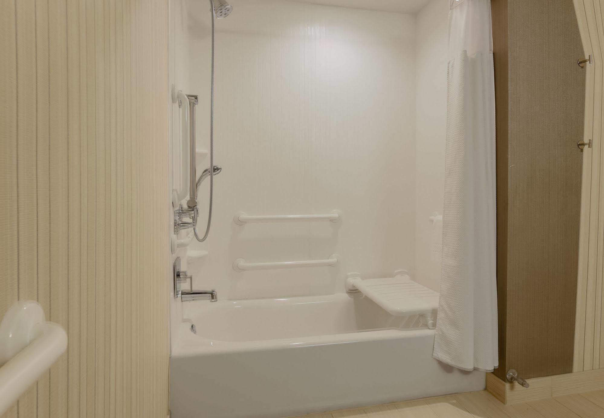 Courtyard By Marriott Dallas Midlothian At Midlothian Conference Center Екстер'єр фото