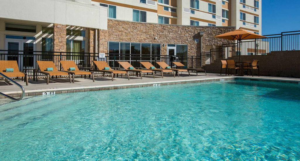 Courtyard By Marriott Dallas Midlothian At Midlothian Conference Center Екстер'єр фото